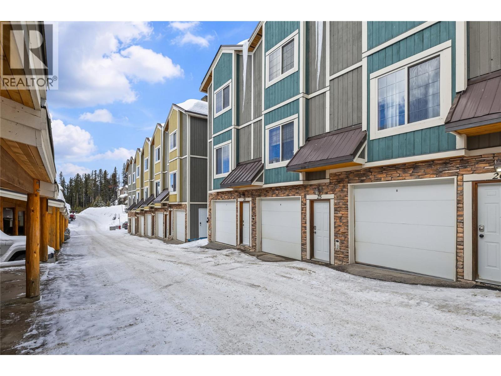 5015 Snowbird Way Unit# 24, Big White