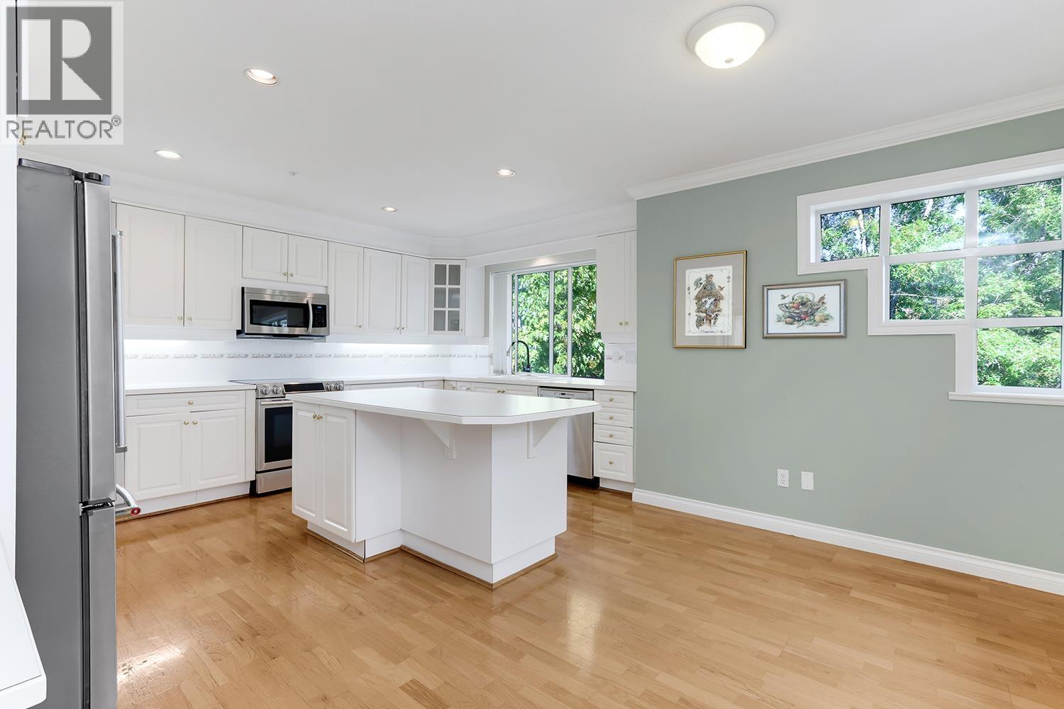 #303-1280 55 Street, Delta