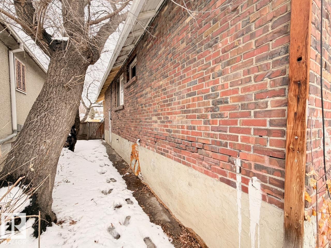 11243 86 ST NW, Edmonton