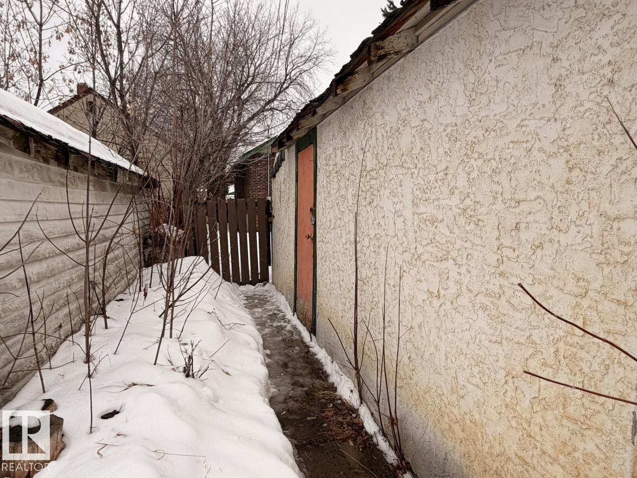 11243 86 ST NW, Edmonton