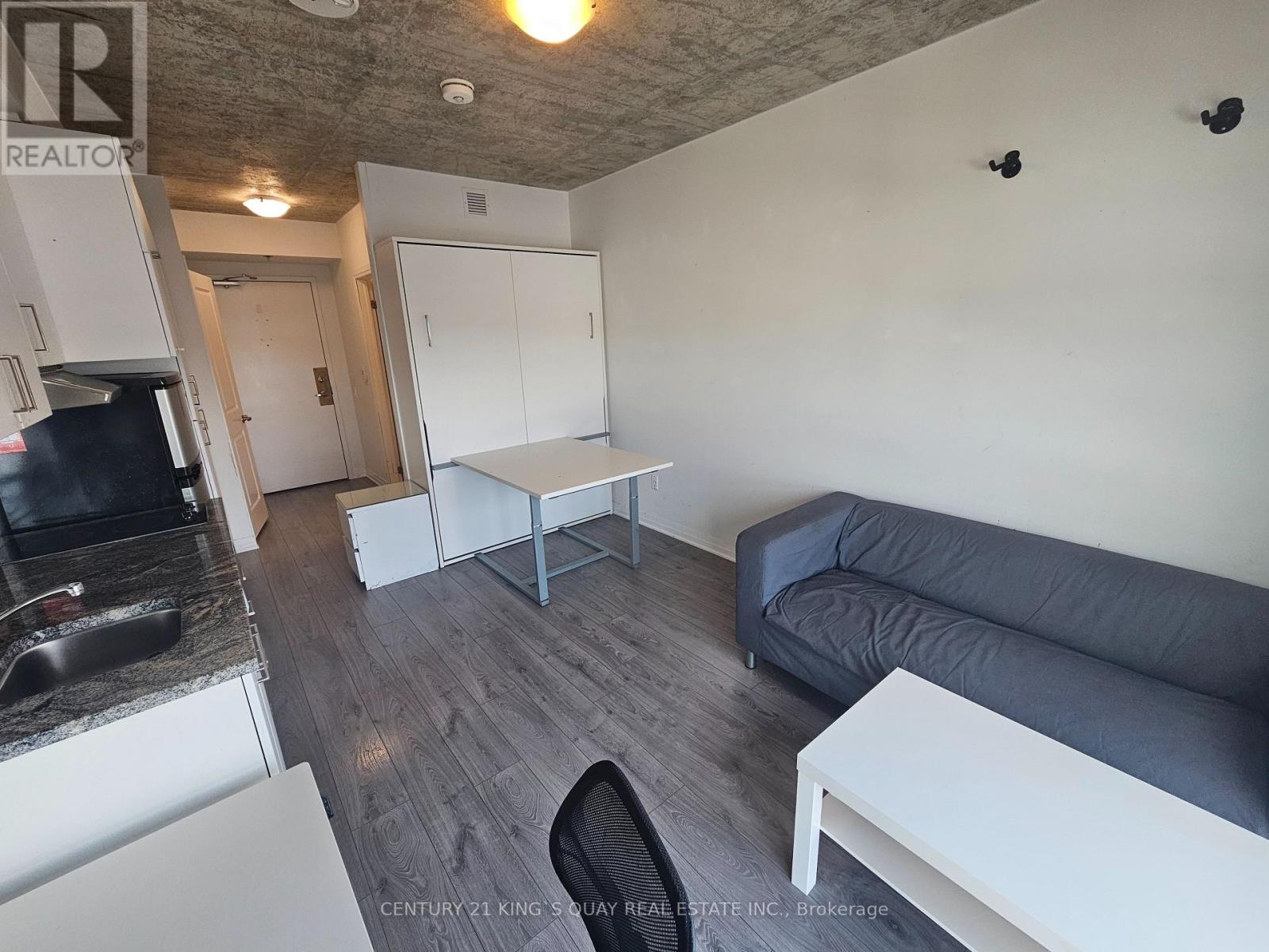 #523 1900 SIMCOE STREET N - 9