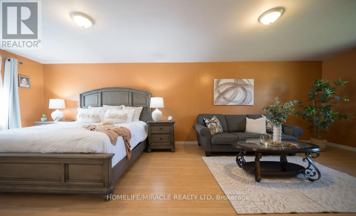 385 MOUNT PLEASANT ROAD - 27