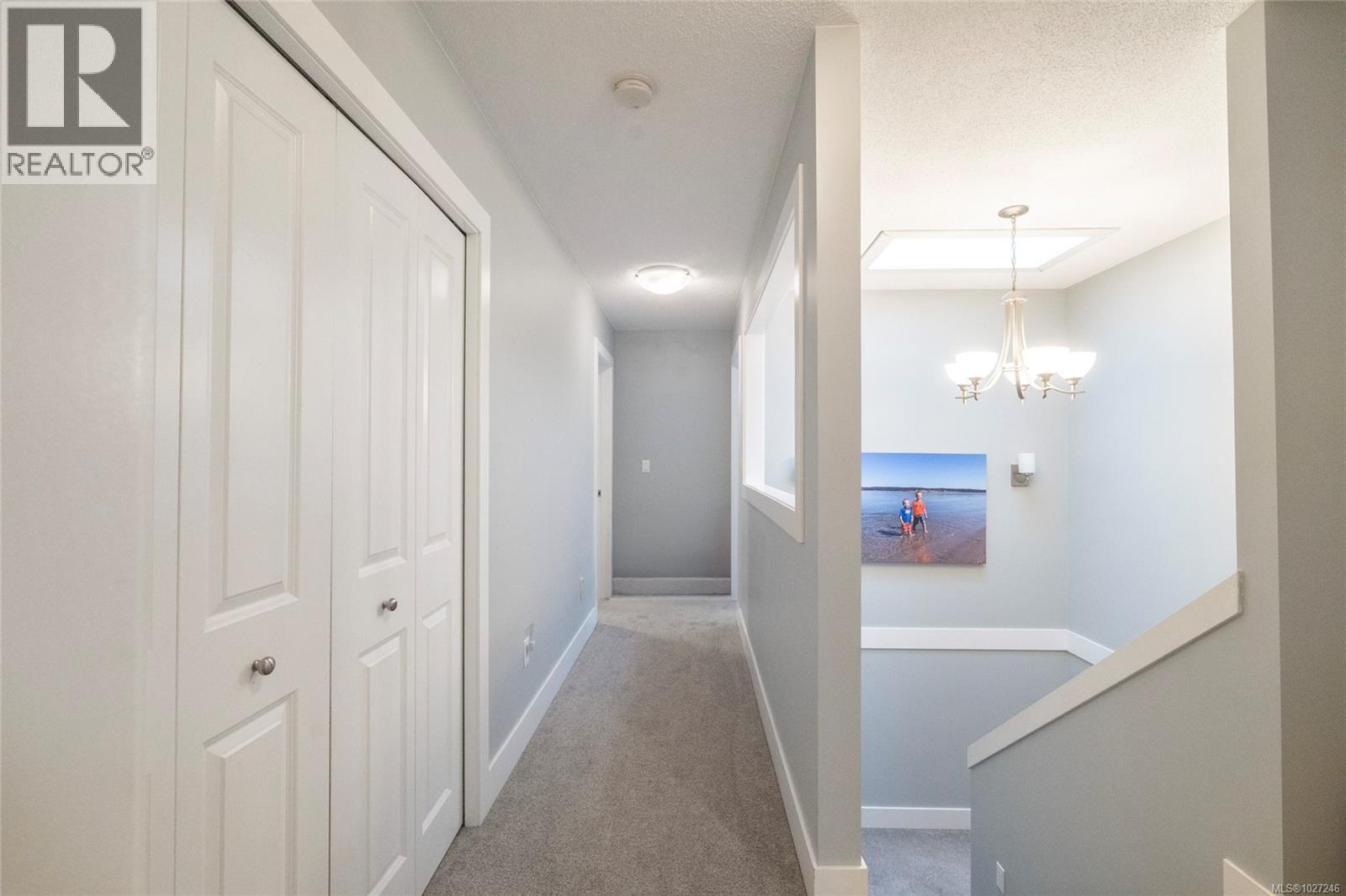 1018 Elstree Close, Central Saanich