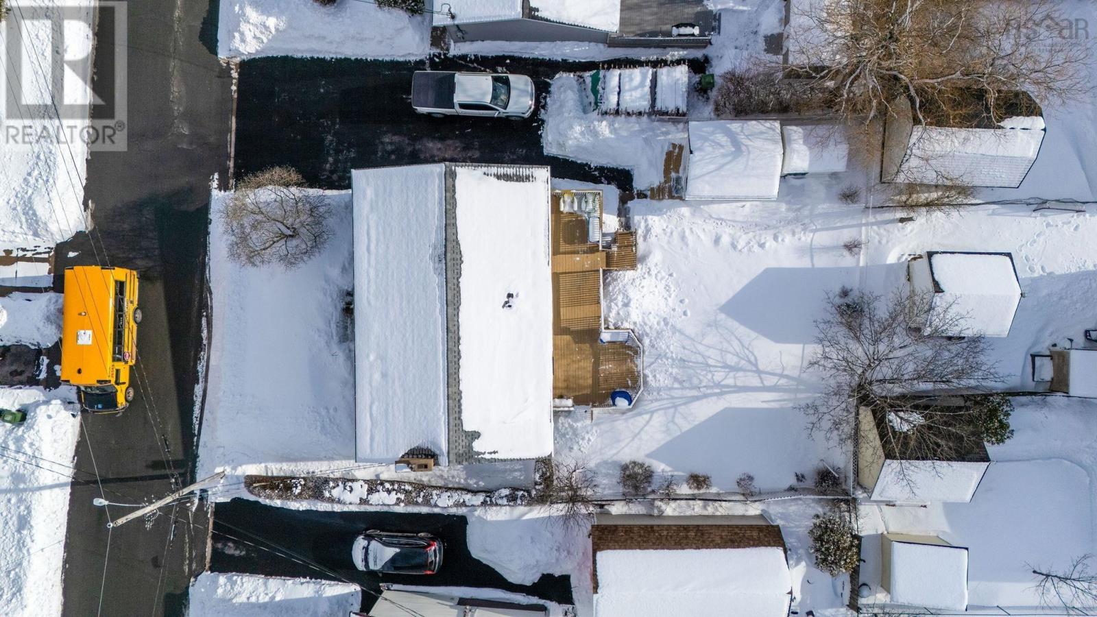 Property 44 of 49 of 85 Amaranth Crescent