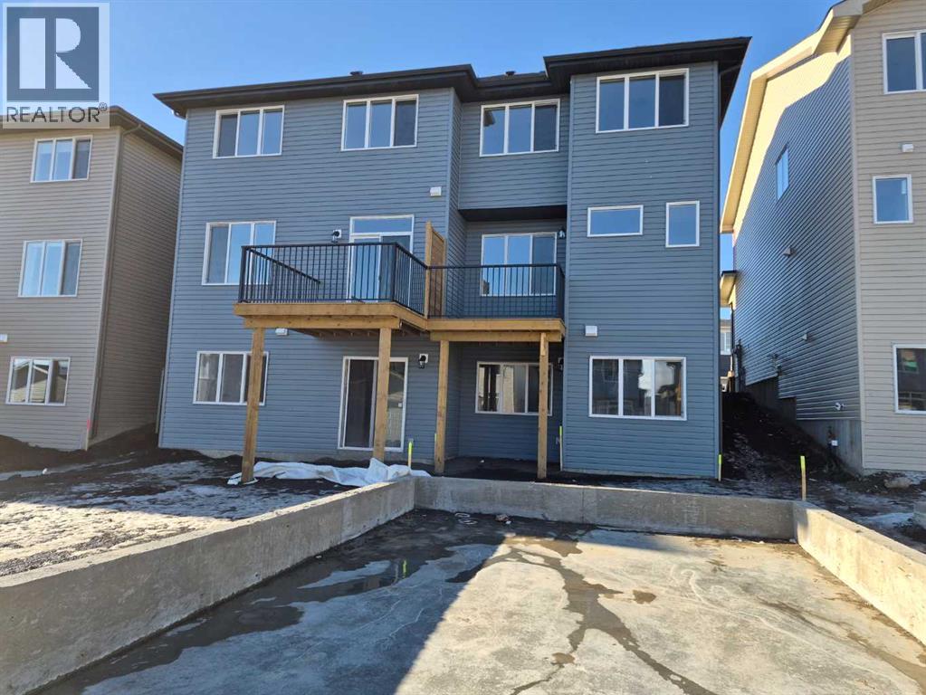 74 Agate Road, Cochrane