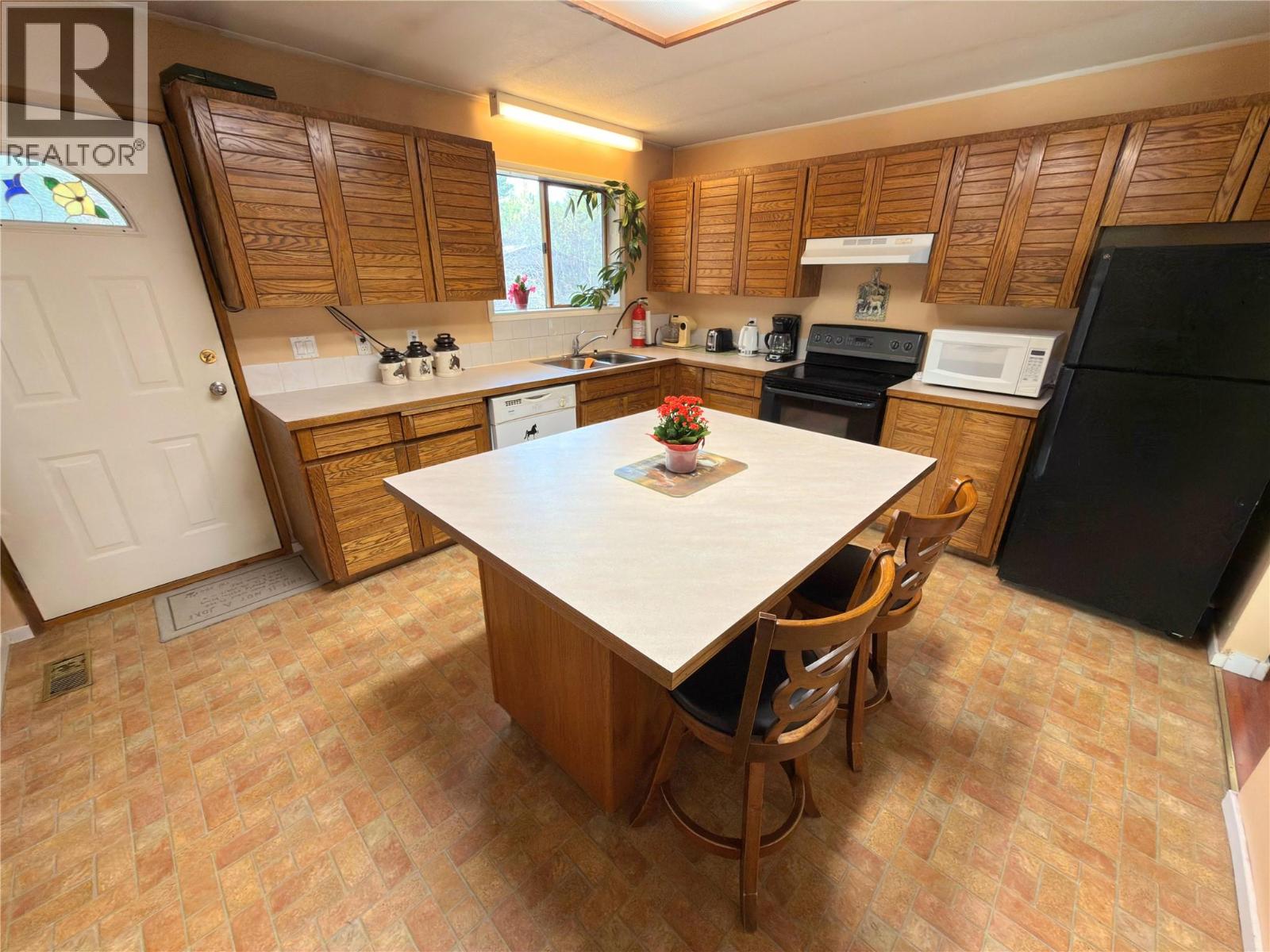 849 Old Princeton-Merritt Highway, Princeton