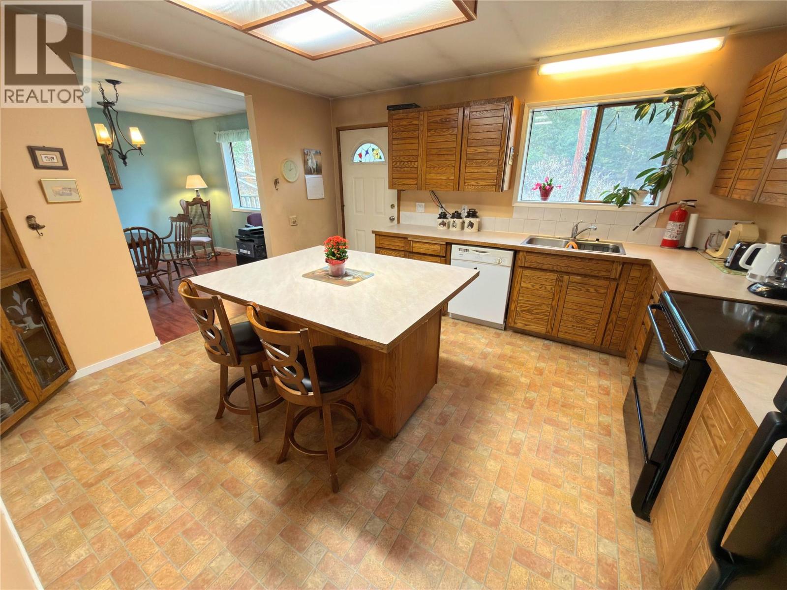 849 Old Princeton-Merritt Highway, Princeton