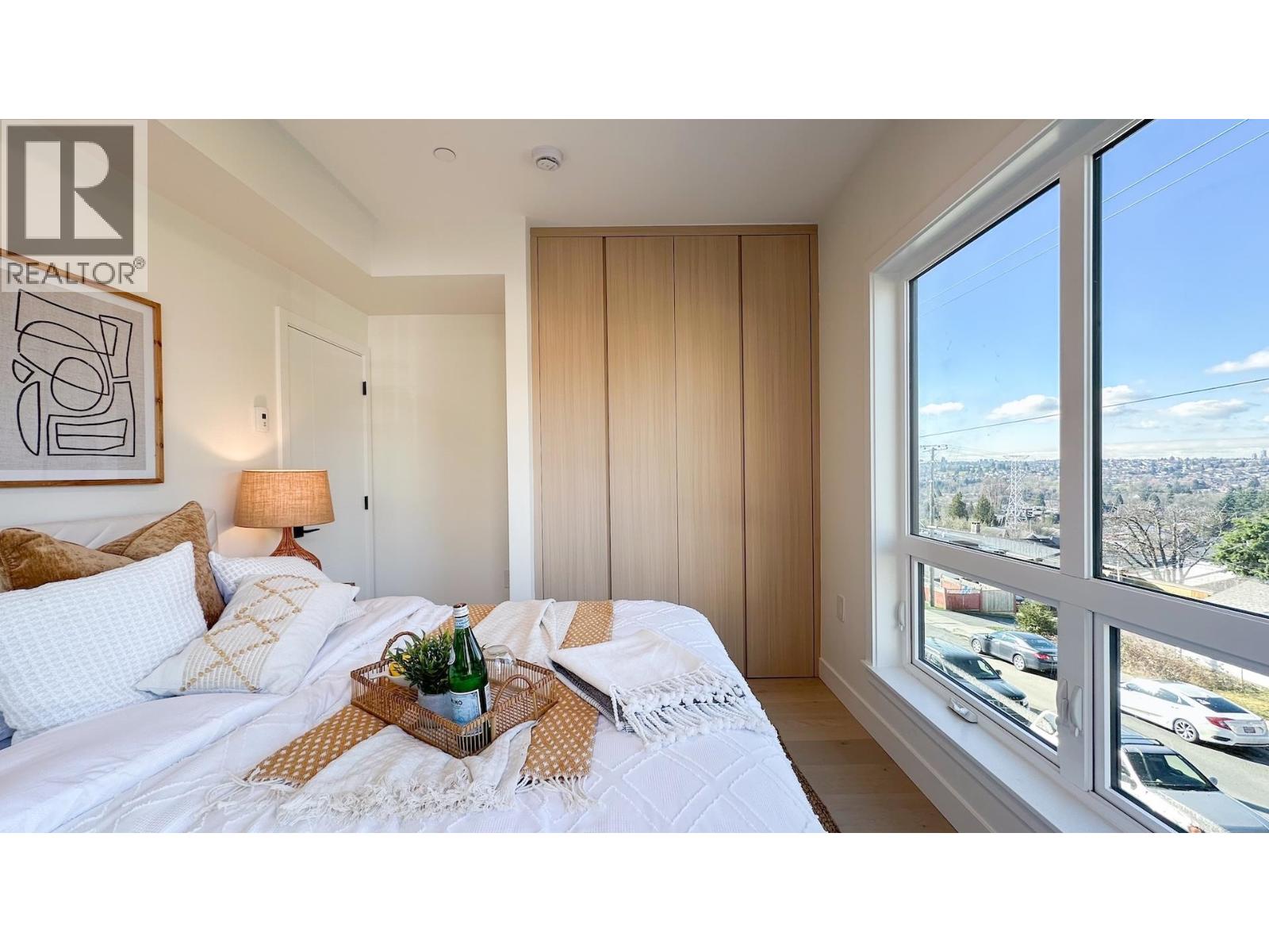 1 3800 PENDER STREET, Burnaby