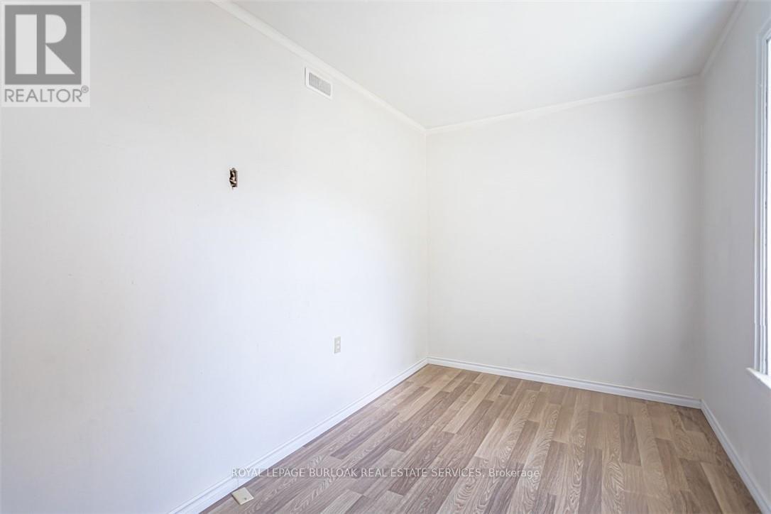 2712 UPPER JAMES STREET - 20