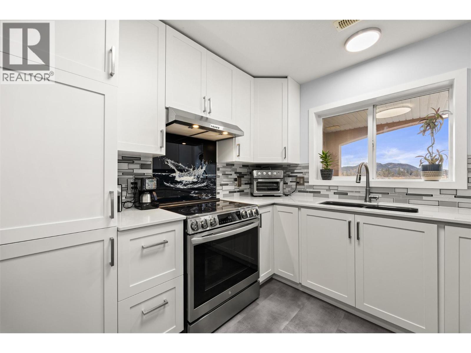 502 1895 Ambrosi Road, Kelowna