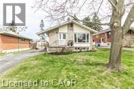 11 CARWYN Crescent - Photo 2 of 39, Hamilton, Ontario