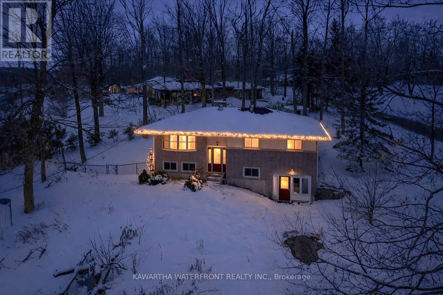 12 LEANNE AVENUE - Photo 4 of 48, Otonabee-South Monaghan, Ontario