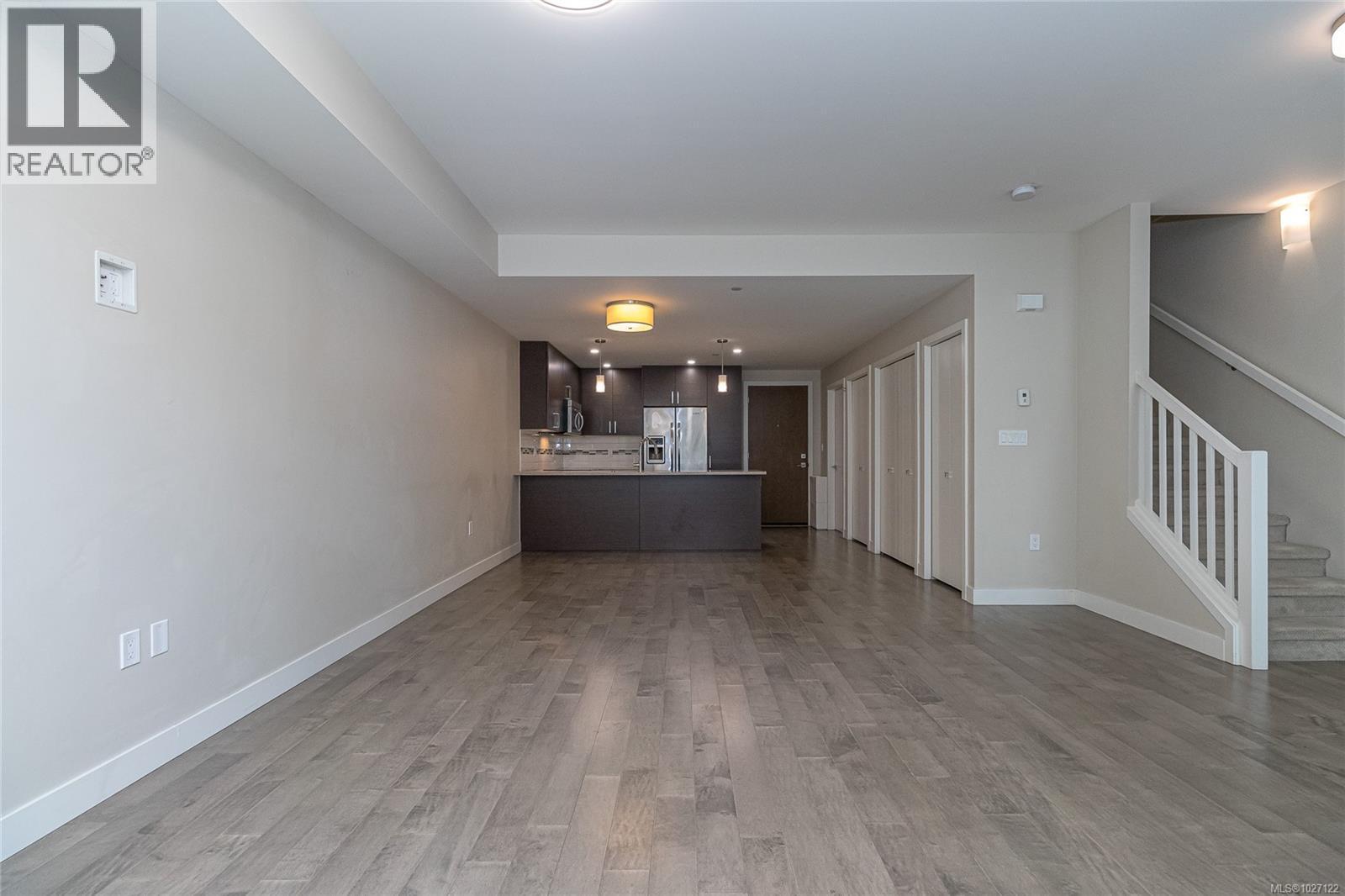 #102 4000 SHELBOURNE ST - 17