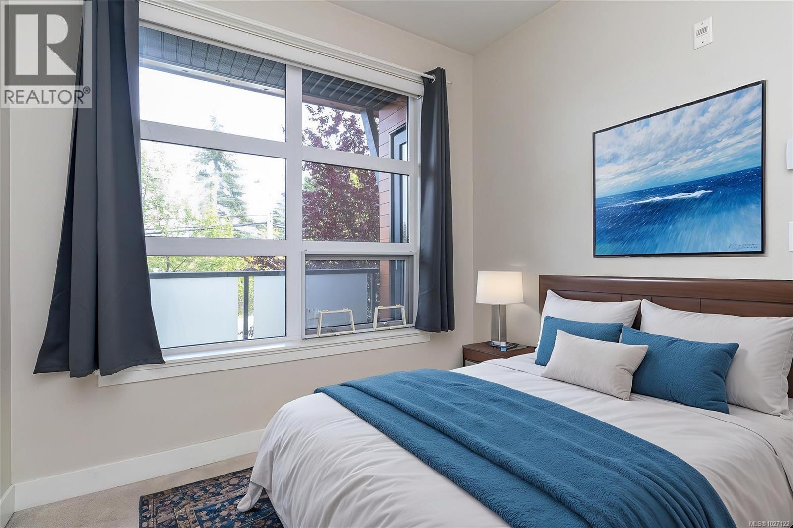 #102 4000 SHELBOURNE ST - 24