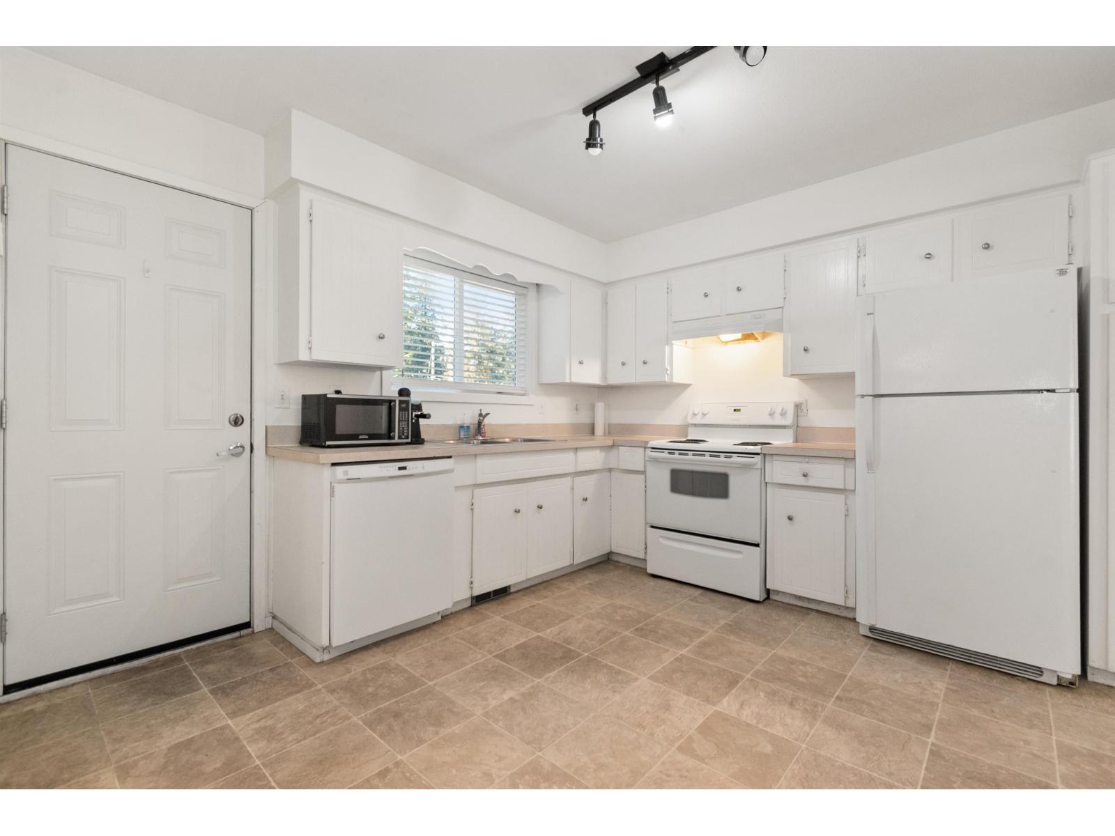 20143 SILVERVIEW ROAD, Hope — photo 17