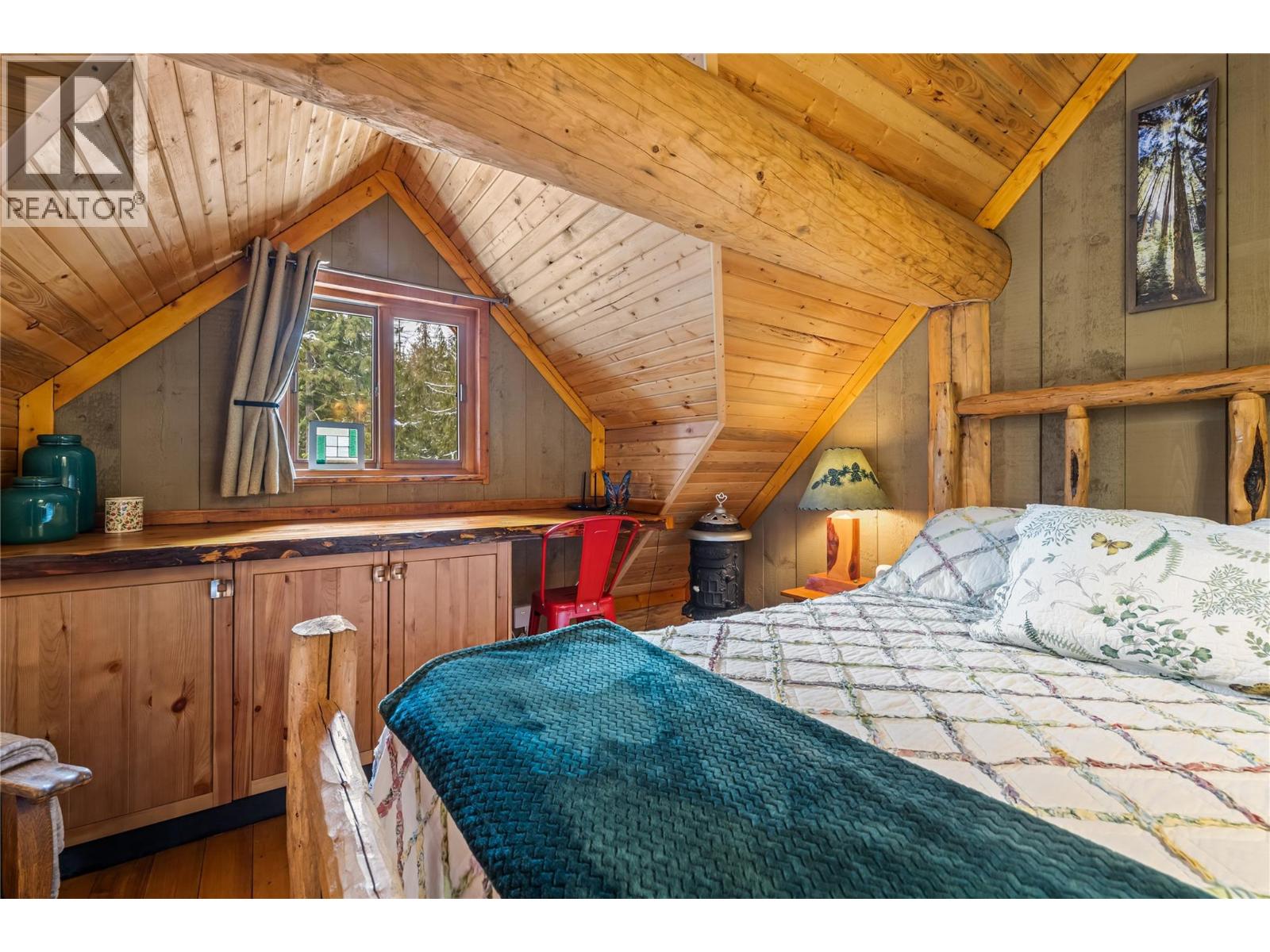 16320 BOWE Road, Crawford Bay