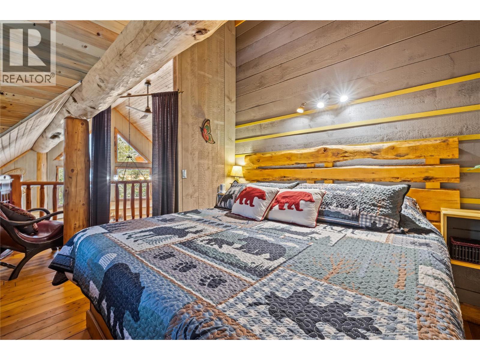 16320 BOWE Road, Crawford Bay