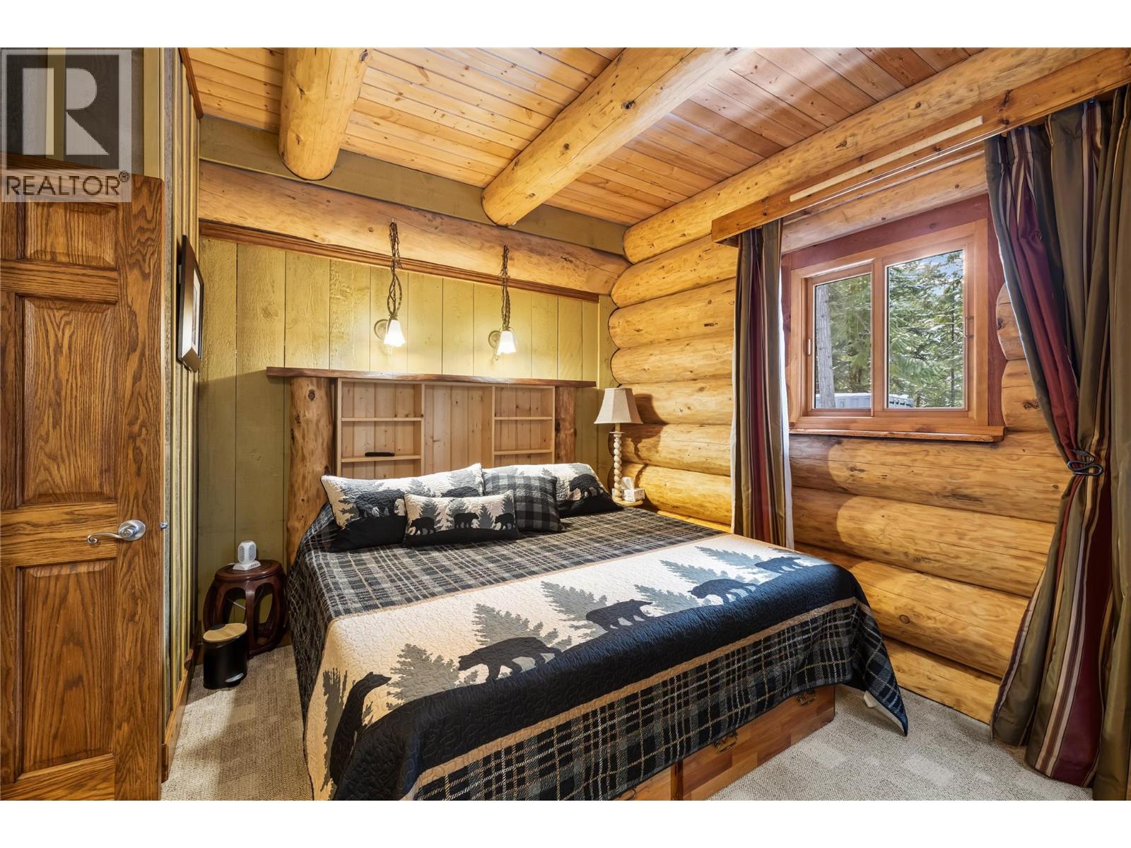 16320 BOWE Road, Crawford Bay