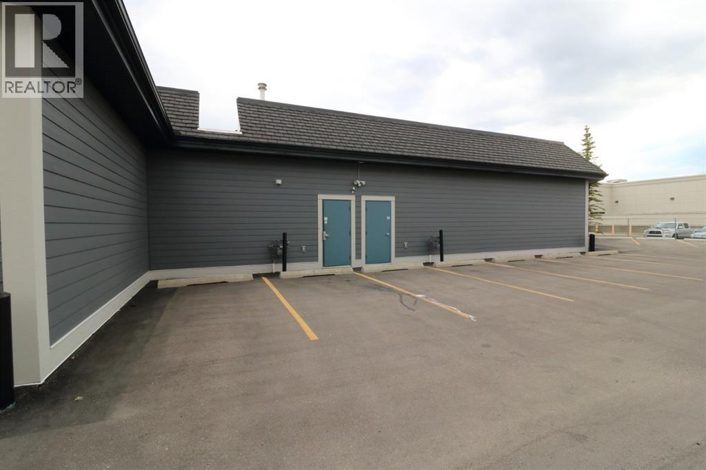 6, 620 1 Avenue NW - Photo 4 of 11, Airdrie, Alberta