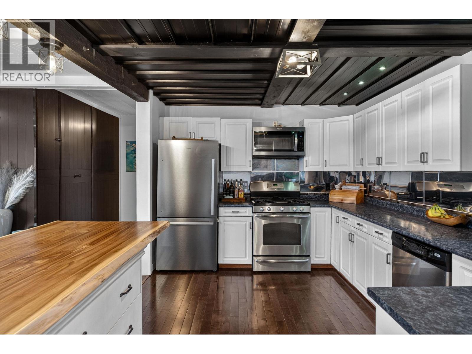 9803 Venables Drive, Coldstream