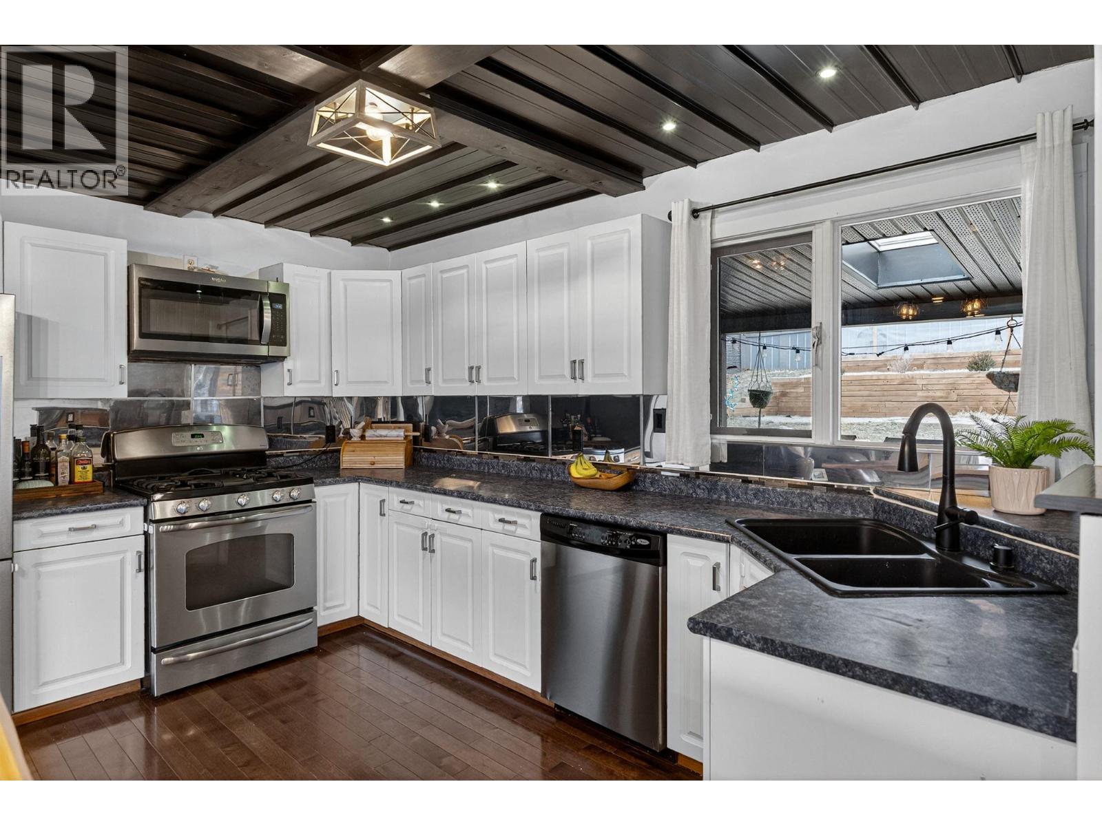 9803 Venables Drive, Coldstream