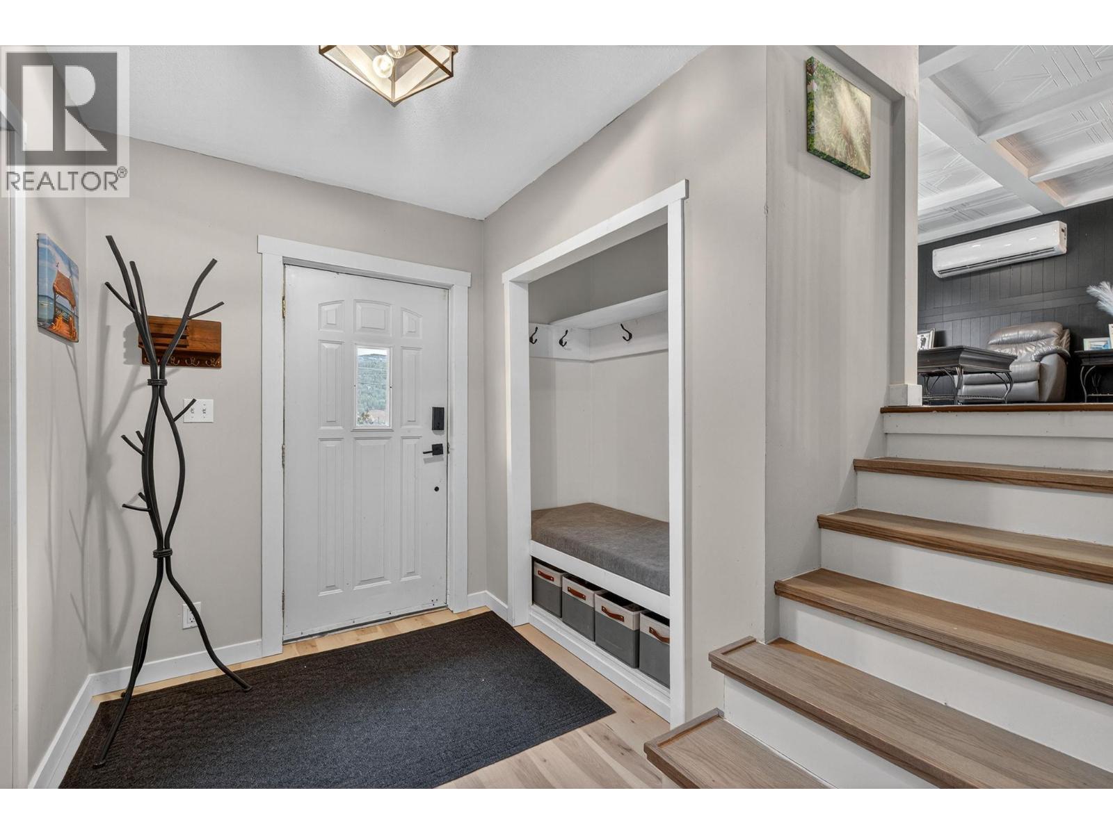 9803 Venables Drive, Coldstream