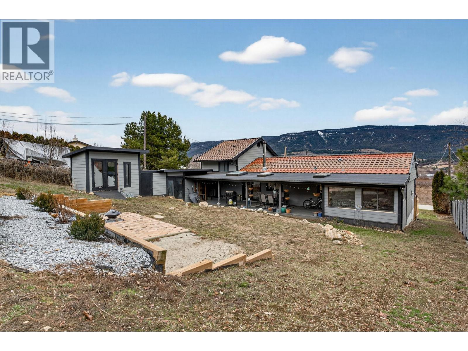 9803 Venables Drive, Coldstream