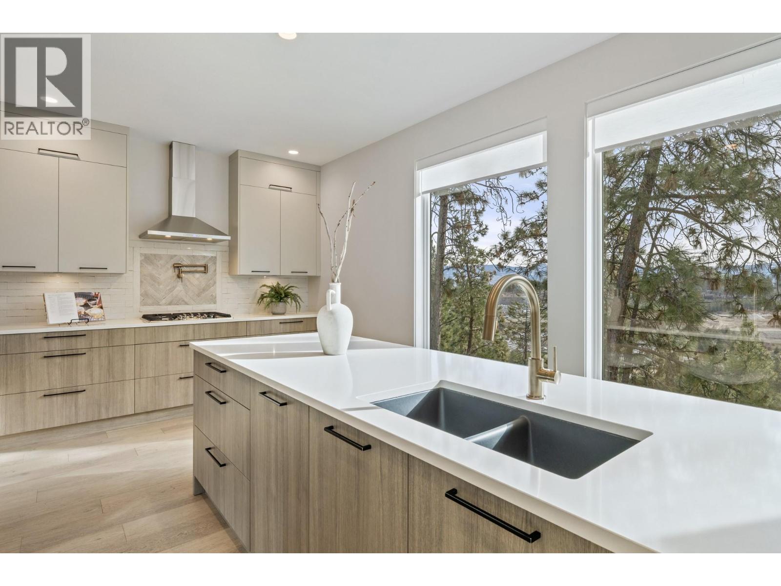  2021 Spyglass Way, West Kelowna