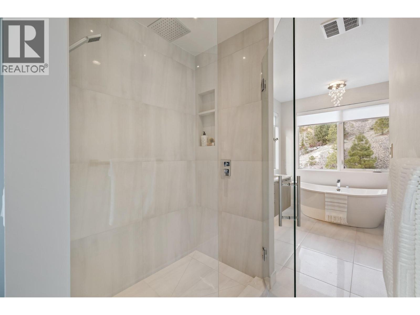  2021 Spyglass Way, West Kelowna