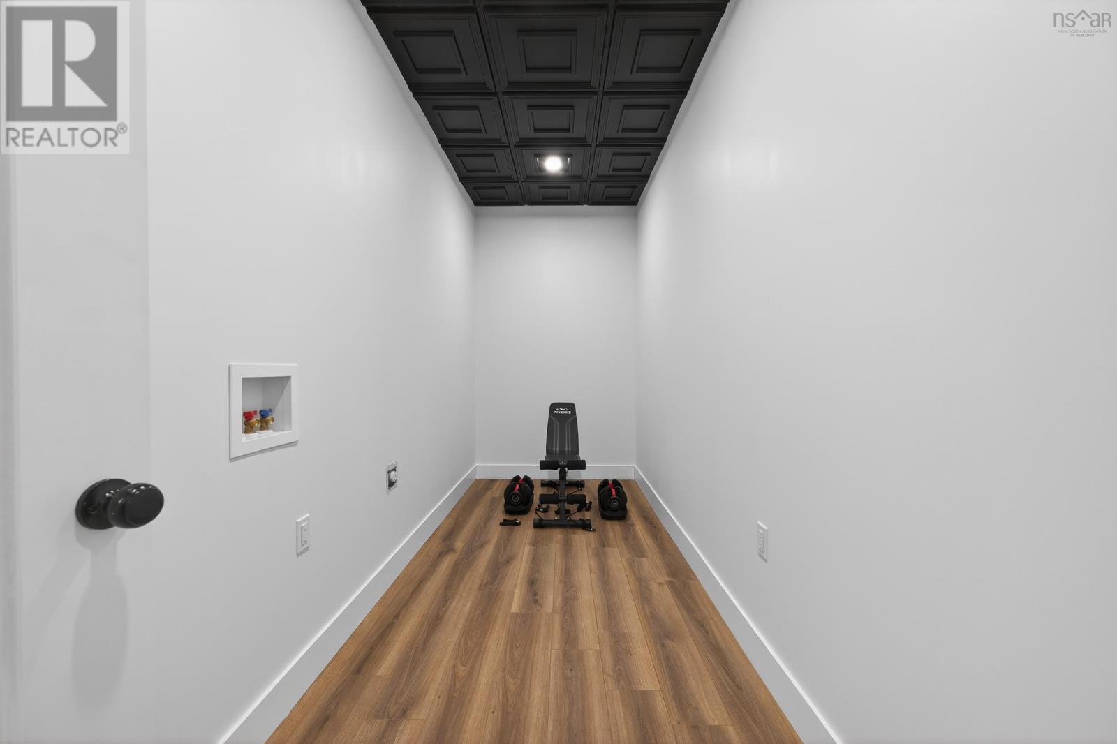 Property 18 of 50 of 940 Hills Road