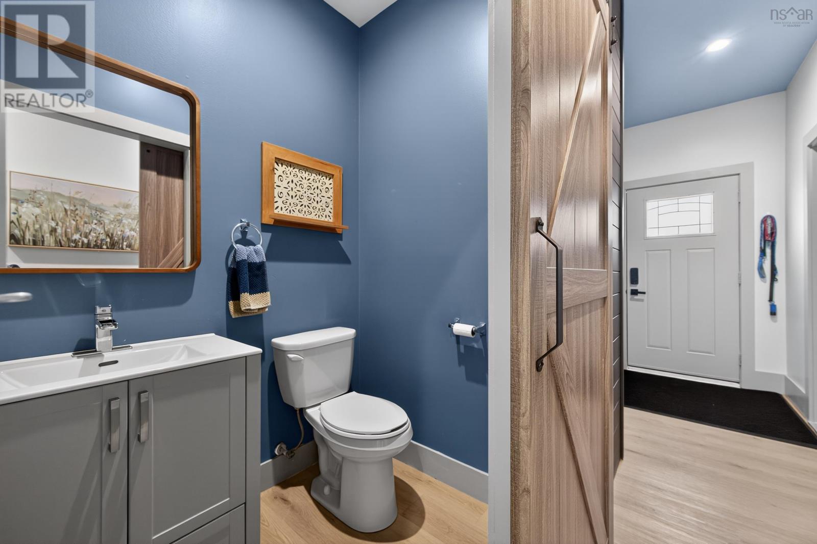 Property 16 of 50 of 940 Hills Road