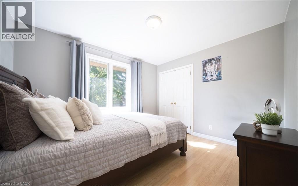 385 MOUNT PLEASANT ROAD - 12