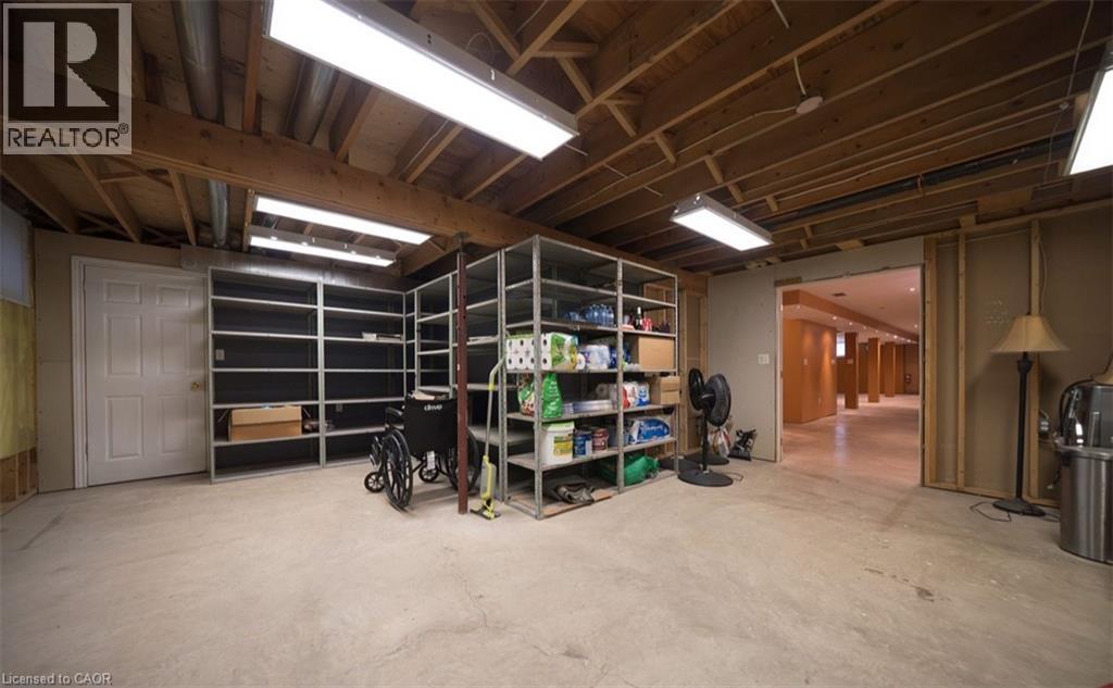 385 MOUNT PLEASANT ROAD - 18
