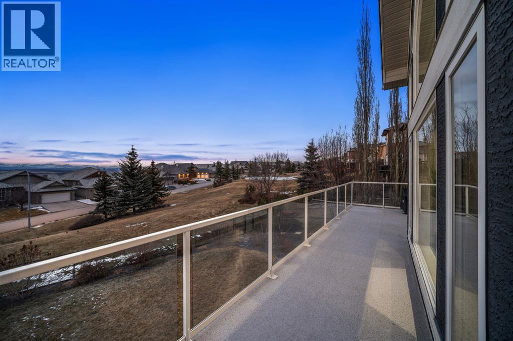 216 Gleneagles Estates Lane, Cochrane