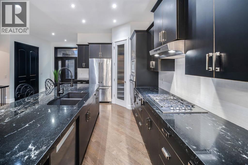 216 Gleneagles Estates Lane, Cochrane