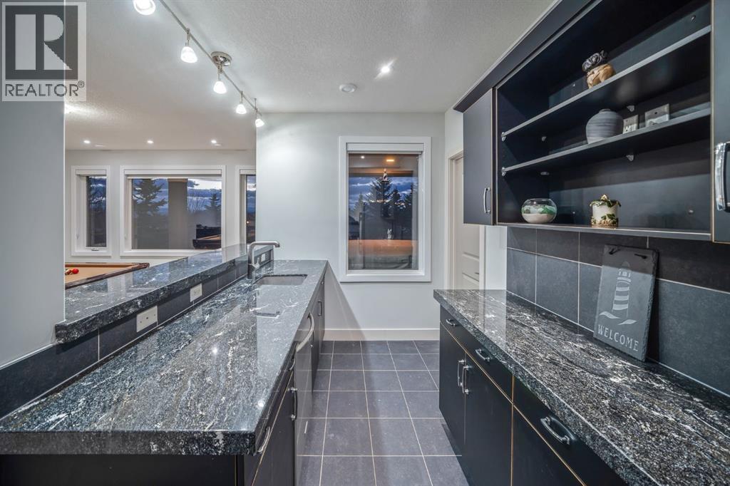 216 Gleneagles Estates Lane, Cochrane