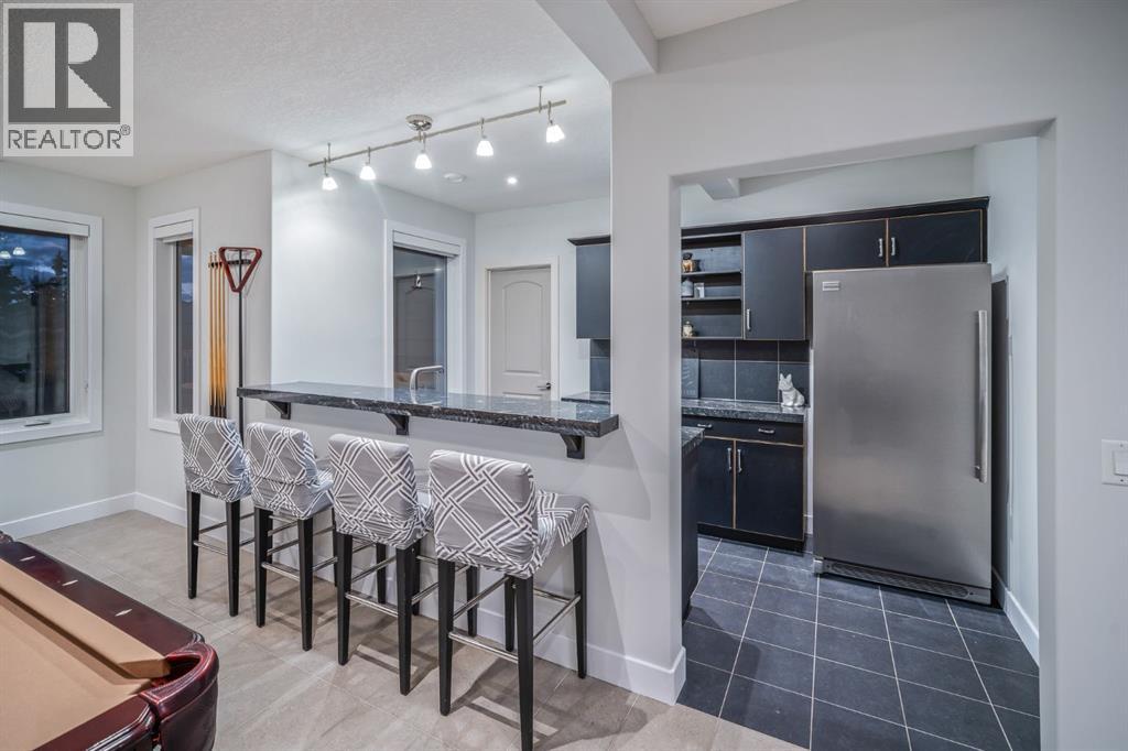 216 Gleneagles Estates Lane, Cochrane