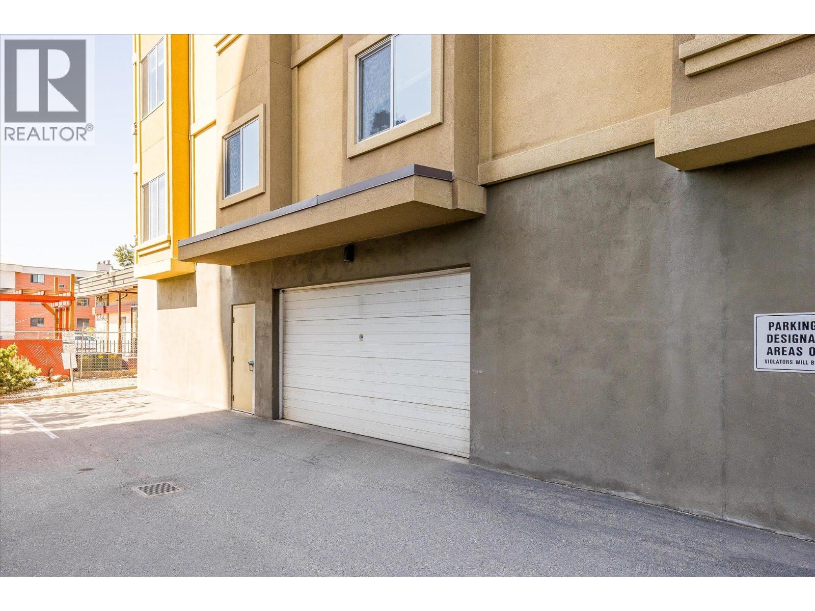 204 1125 Bernard Avenue, Kelowna