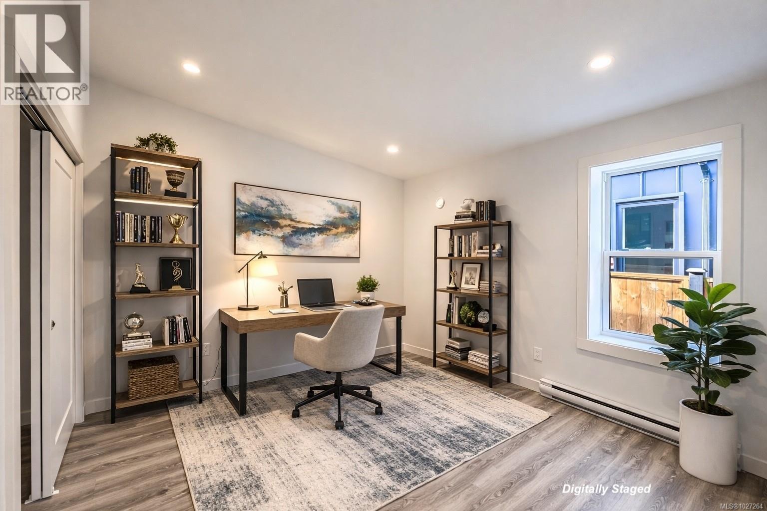 #18 3025 ROYSTON RD - 14