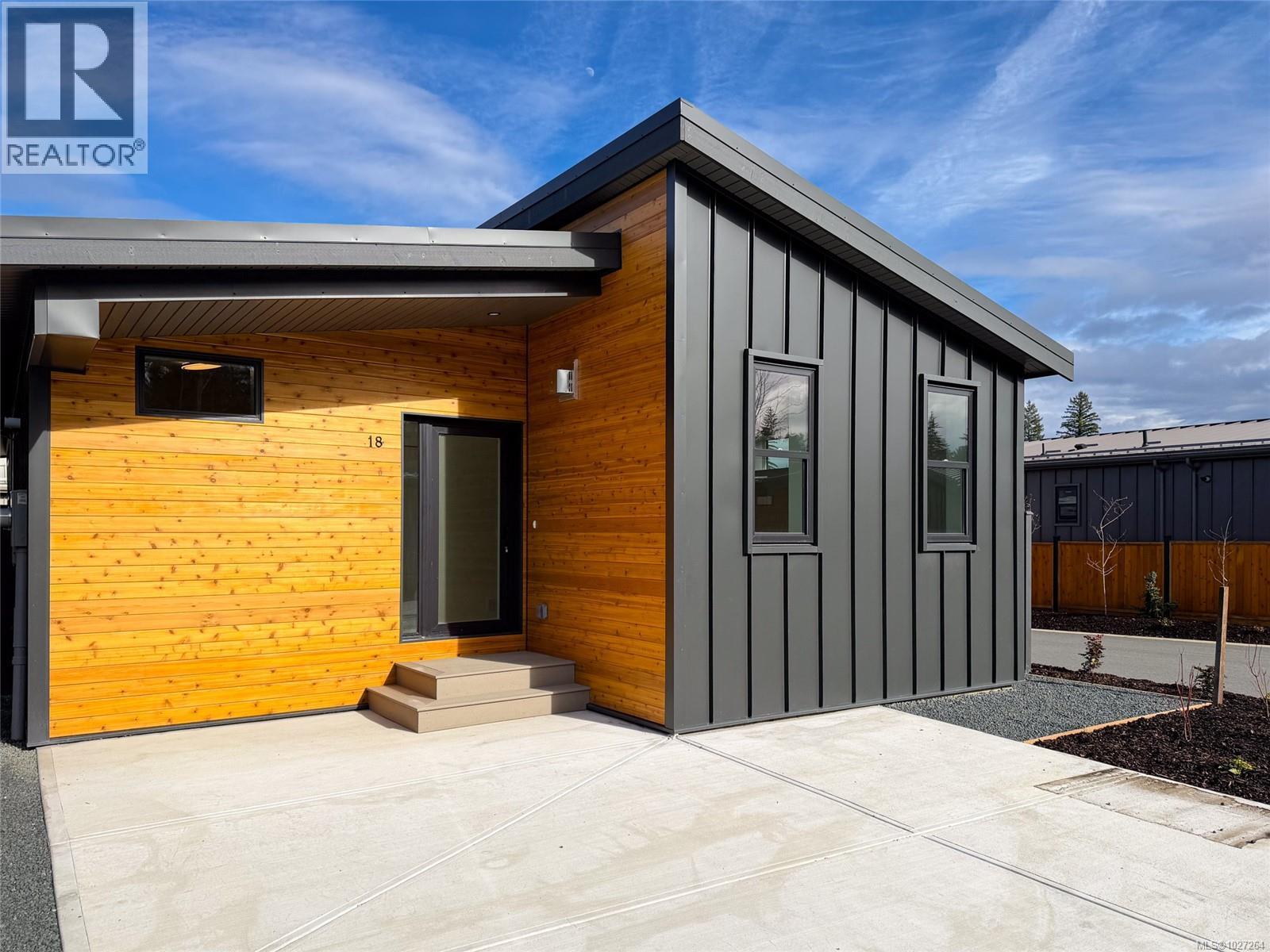 18 3025 Royston Rd - Photo 2 of 24, Cumberland, British Columbia