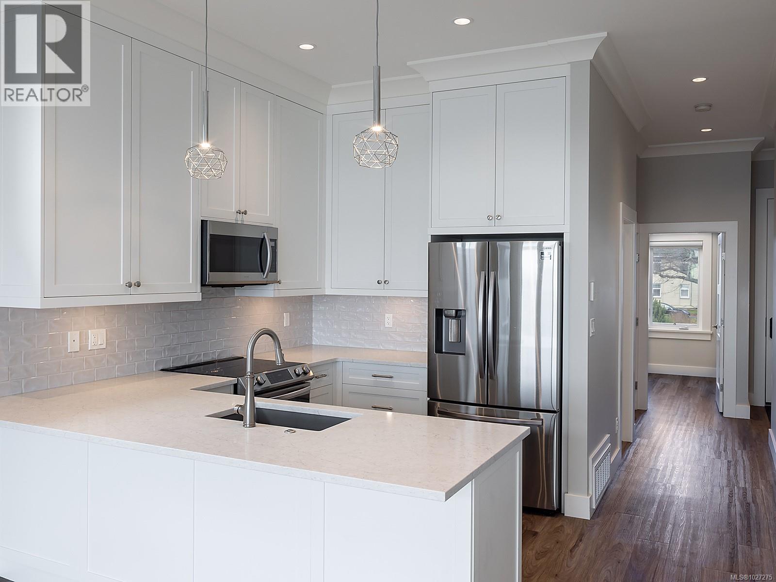  1480 Dallas Road, Victoria