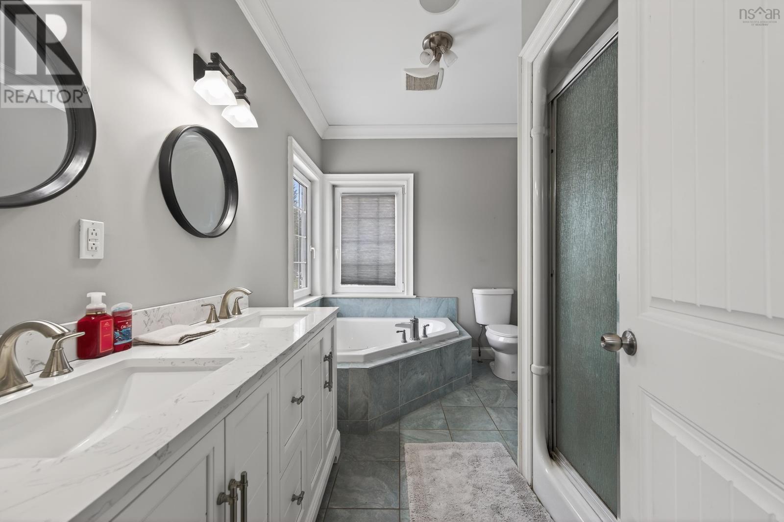 Property 22 of 45 of 127 Aspen Grove    Howie Center