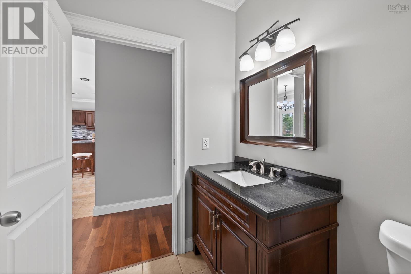 Property 29 of 45 of 127 Aspen Grove    Howie Center