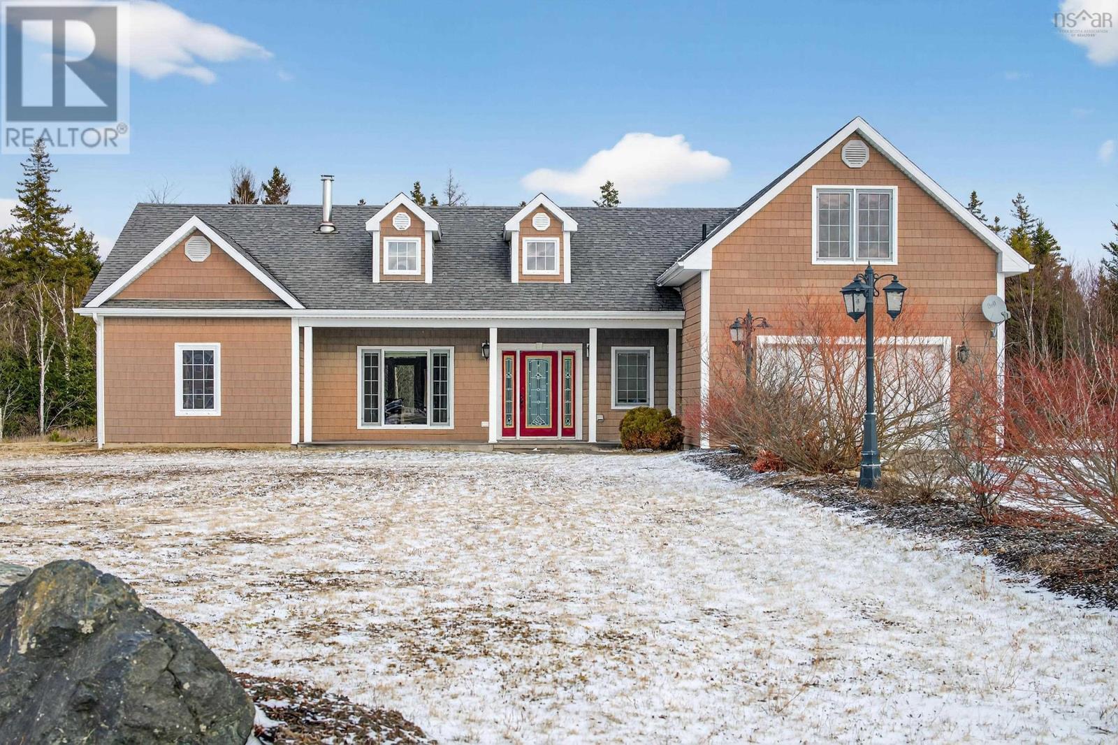 Property 3 of 45 of 127 Aspen Grove    Howie Center