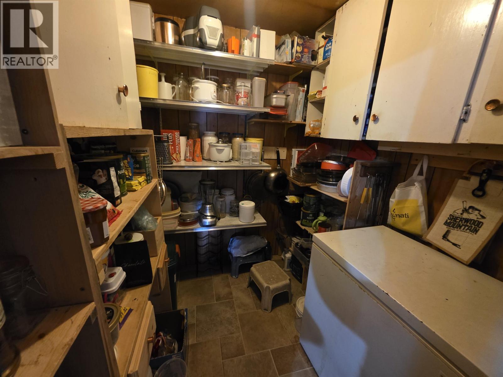 3987 WALKER STREET - 12