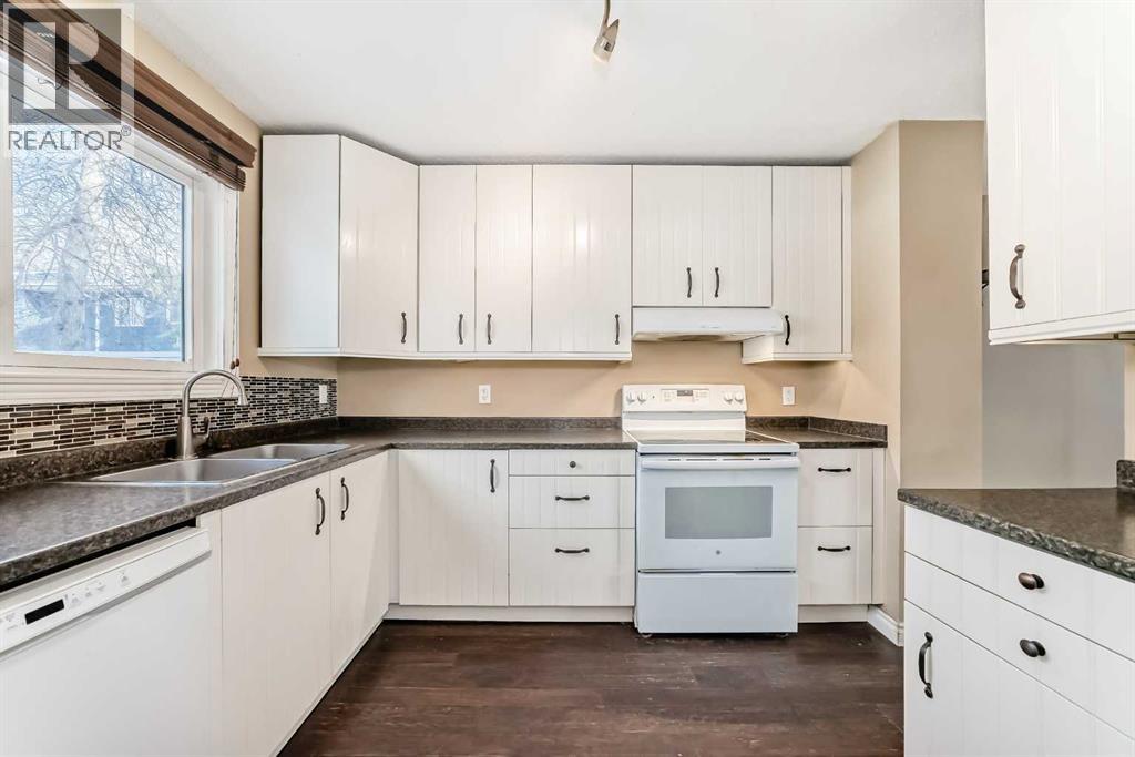 60, 251 90 Avenue SE - Photo 5 of 44, Calgary, Alberta