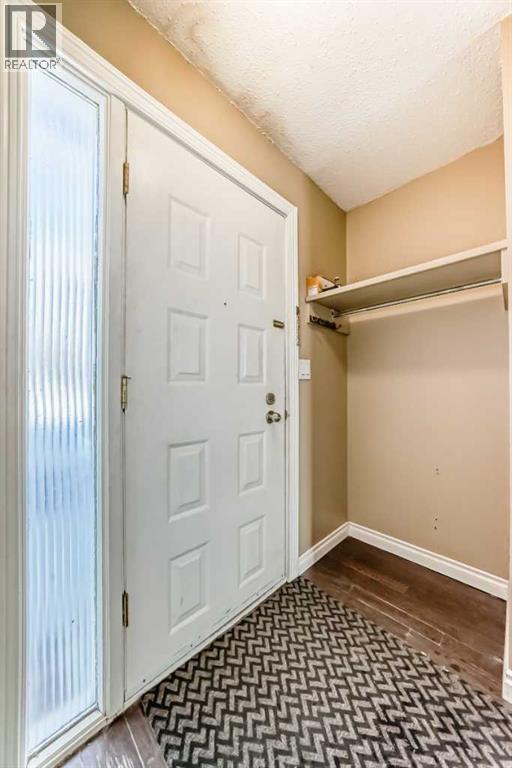 60, 251 90 Avenue SE - Photo 3 of 44, Calgary, Alberta