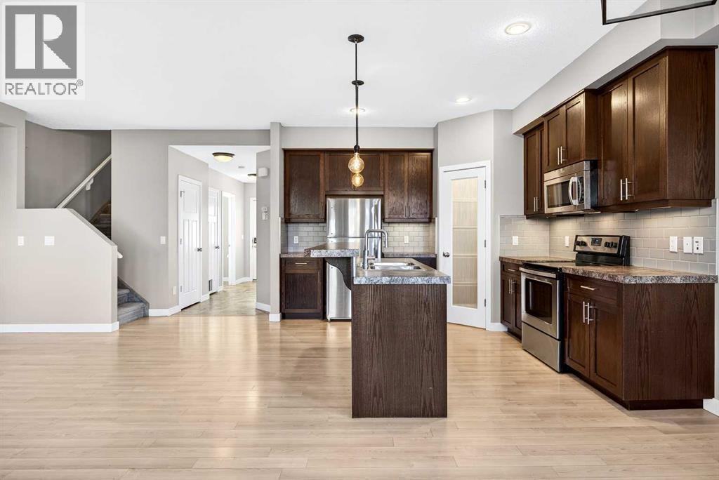 413 River Avenue, Cochrane