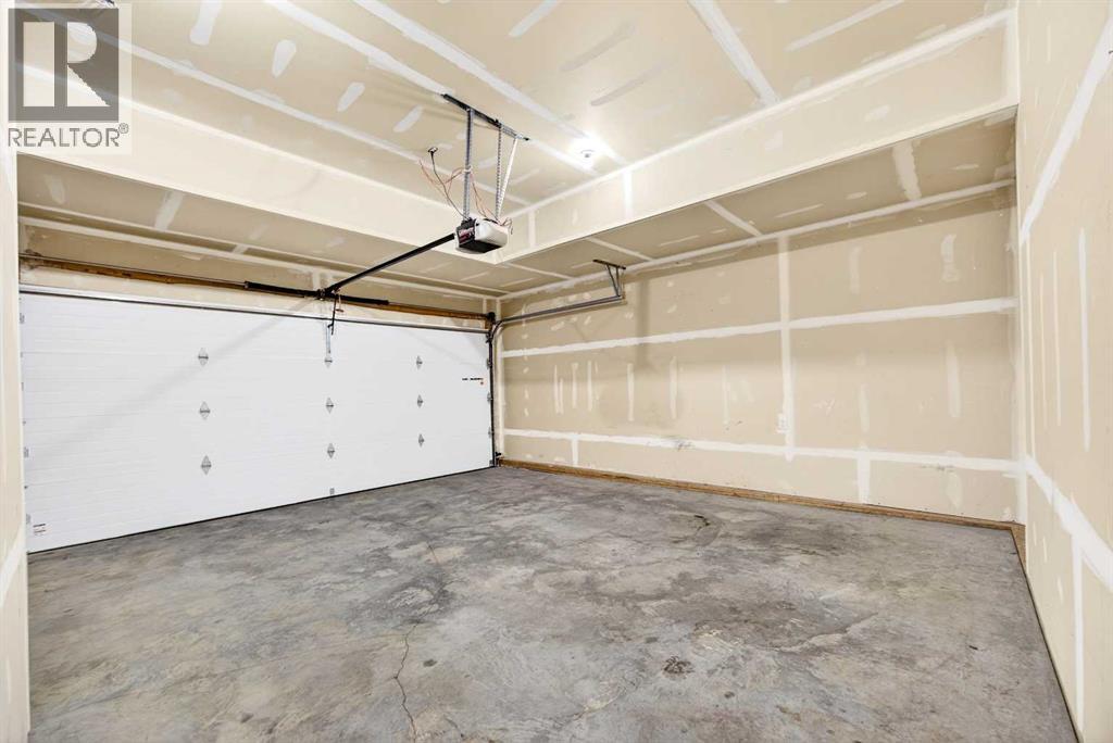 413 River Avenue, Cochrane