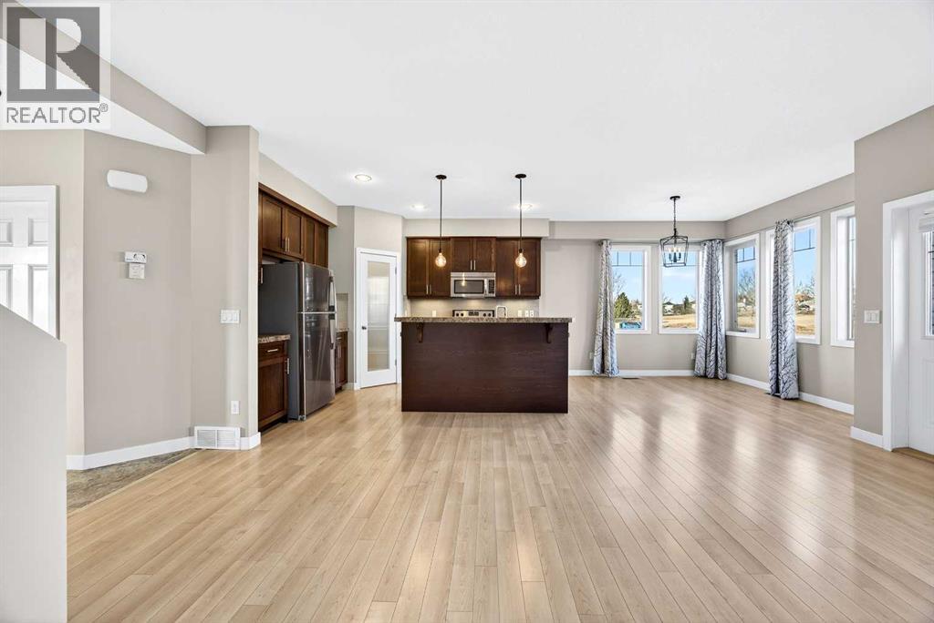 413 River Avenue, Cochrane